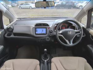 2013 Honda fit, 1.3 Petrol, Manual - Image 2
