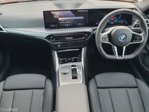 BMW i4 eDrive35 M Sport - Image 4