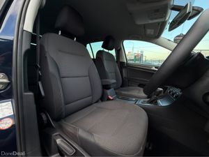 Volkswagen Golf 1.4 TFSI AUTOMATIC - REVERSING CAM - Image 3