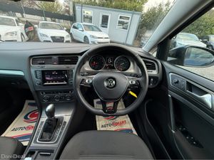 Volkswagen Golf 1.4 TFSI AUTOMATIC - REVERSING CAM - Image 4