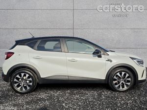 Renault Captur TCe 140 Auto Evolution - Image 2