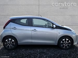 Toyota Aygo 1.0 VVT-i x-play Smartphone - Image 2