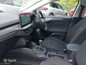 Ford Focus Titanium 1.0L EcoBoost 125PS mHEV - Image 4