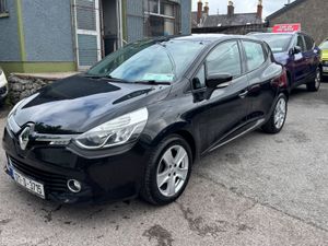 Renault Clio low mileage Diesel - Image 2