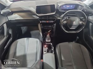 Peugeot 2008 Electric 136bhp (50 kWh) Allure - Image 2