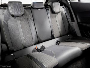 Peugeot 2008 GT Hybrid Auto 145HP - Image 4