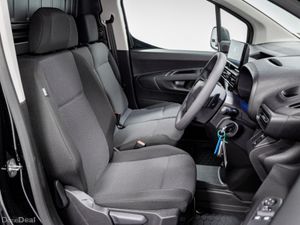 Citroen Berlingo LX Plus 1.5 Diesel Auto 130HP - € - Image 3