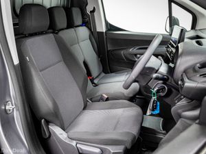 Citroen Berlingo LX Plus 1.5 Diesel 100HP LWB 1000 - Image 3