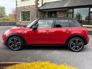 *68000kms* Excellent Condition 182 Mini Cooper! - Image 4