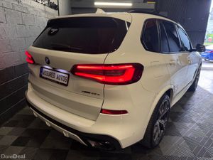 231 BMW X5 45E M-Sport - Image 3