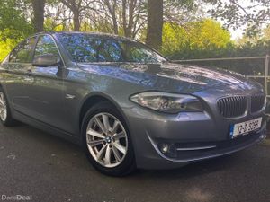 BMW 5-Series 520D AUTO  Exclusive Edition - Image 4
