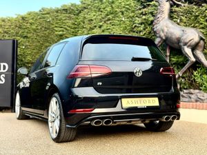 Golf  R 310BHP Great spec DSG low km v clean - Image 4