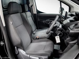 Peugeot Partner Pro Premium 1.5 Diesel 100HP 650Kg - Image 4