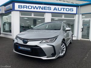 2019 Toyota Corolla Hybrid Automatic - Image 3