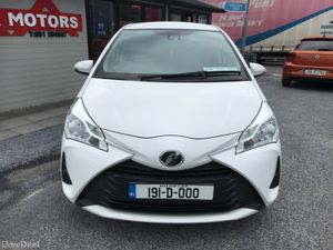 2019 TOYOTA YARIS VITZ PETROL AUTO - Image 3