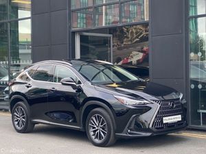 Lexus NX Premium Auto PHEV - Image 3