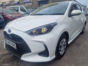 Toyota Yaris 2020 1.5 self charging hybrid - Image 3