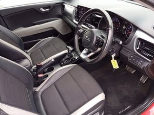 Kia Stonic AUTO /1.0 MHEV K3 PE DCT H/BRID -HIGH S - Image 4