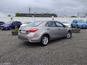 Toyota Corolla IMMACULATE 1.4 D-4D TERRA 4DR - Image 2