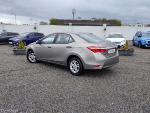 Toyota Corolla IMMACULATE 1.4 D-4D TERRA 4DR - Image 4