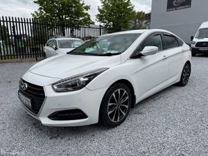 2016 (161) Hyundai i40 1.7 Executive - Image 3
