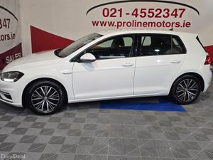 VW GOLF EVO 1.5 TSI PETROL MANUAL LIKE NEW - Image 4