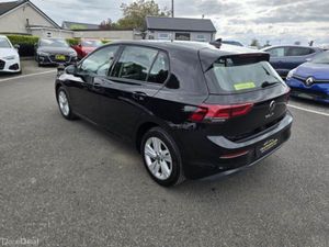 Volkswagen Golf Life - Image 3