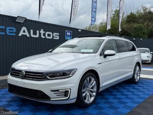 Volkswagen Passat GTE - ADVANCE - 1.4 PETROL HYBRI - Image 2