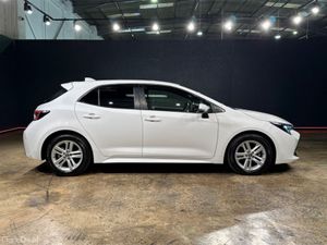 Toyota Corolla SPORTS HYBRID G PACKAGE - 16'' ALLO - Image 3
