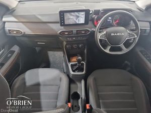 Dacia Sandero Stepway TCe 90 STEPWAY Expression - Image 2