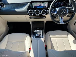 Mercedes-Benz GLA 180D Progressive Line Plus Compa - Image 3