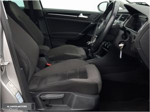Volkswagen Golf **HIGHLINE**LIMITED STOCK**1.6 TDI - Image 4