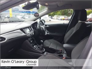 Opel Astra SRi 1.2 Turbo 110PS 6 Speed - Image 4