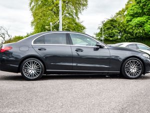 Mercedes-Benz C-Class C200d Avantgarde Upgrade All - Image 3