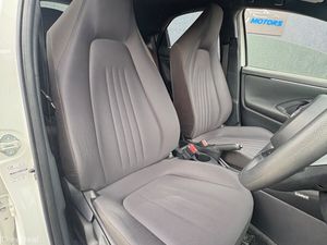 Toyota Yaris 1.0 Automatic 2021 - Image 4