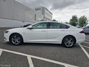 Opel Insignia SRI, 1.5 PETROl, GRAND SPORT, LOW MI - Image 4