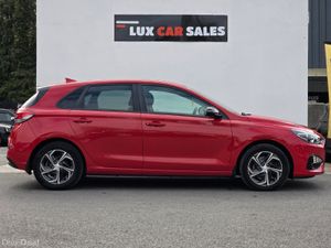 2022 Hyundai i30 1.6 CRDI DELUXE // NEW NCT - Image 2