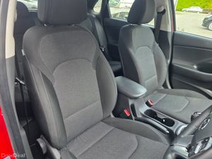2022 Hyundai i30 1.6 CRDI DELUXE // NEW NCT - Image 4