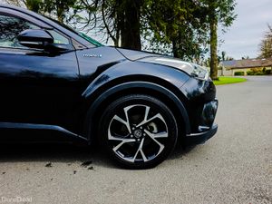 Toyota C-HR 1.8 Petrol Hybrid Auto G Packge Luna - Image 4