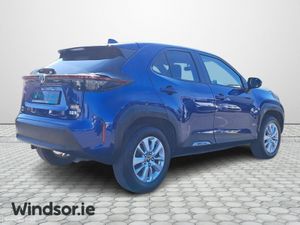 Toyota Yaris Cross HYBRID AUTO G - Image 3