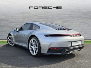 Porsche 911 Carrera - Image 3