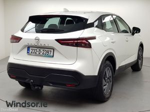Nissan Qashqai 1.3 PET MILD HYBRID SV - Image 4