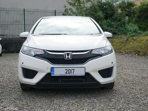 2017 Honda Fit Hybrid Automatic - Image 3
