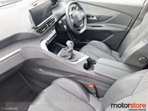 Peugeot 3008 Allure 1.5 Diesel Manual - Image 4