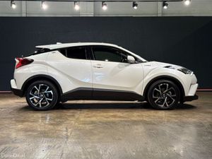 Toyota C-HR 1.8 HYBRID G SPEC - HALF BROWN LEATHER - Image 3