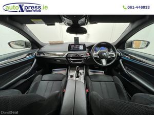 BMW 5-Series M-SPORT 523d TOURING Automatic - Image 2