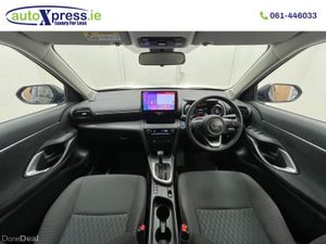 Toyota Yaris Cross 1.5 HYBRID G Only 6999 Miles - Image 2