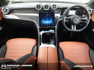 Mercedes-Benz GLC GLC 220 D 4MATIC AMG Line - Image 2