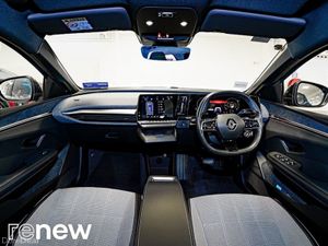 Renault Megane E-Tech EV60 220hp Techno - Image 2