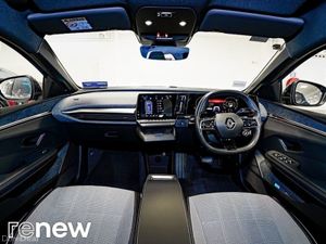 Renault Megane E-Tech EV60 220hp Techno - Image 2